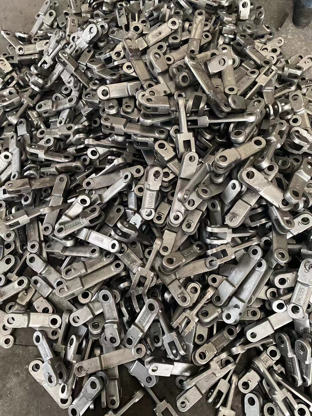 Analyze the determination of parting die surface of forging accessories