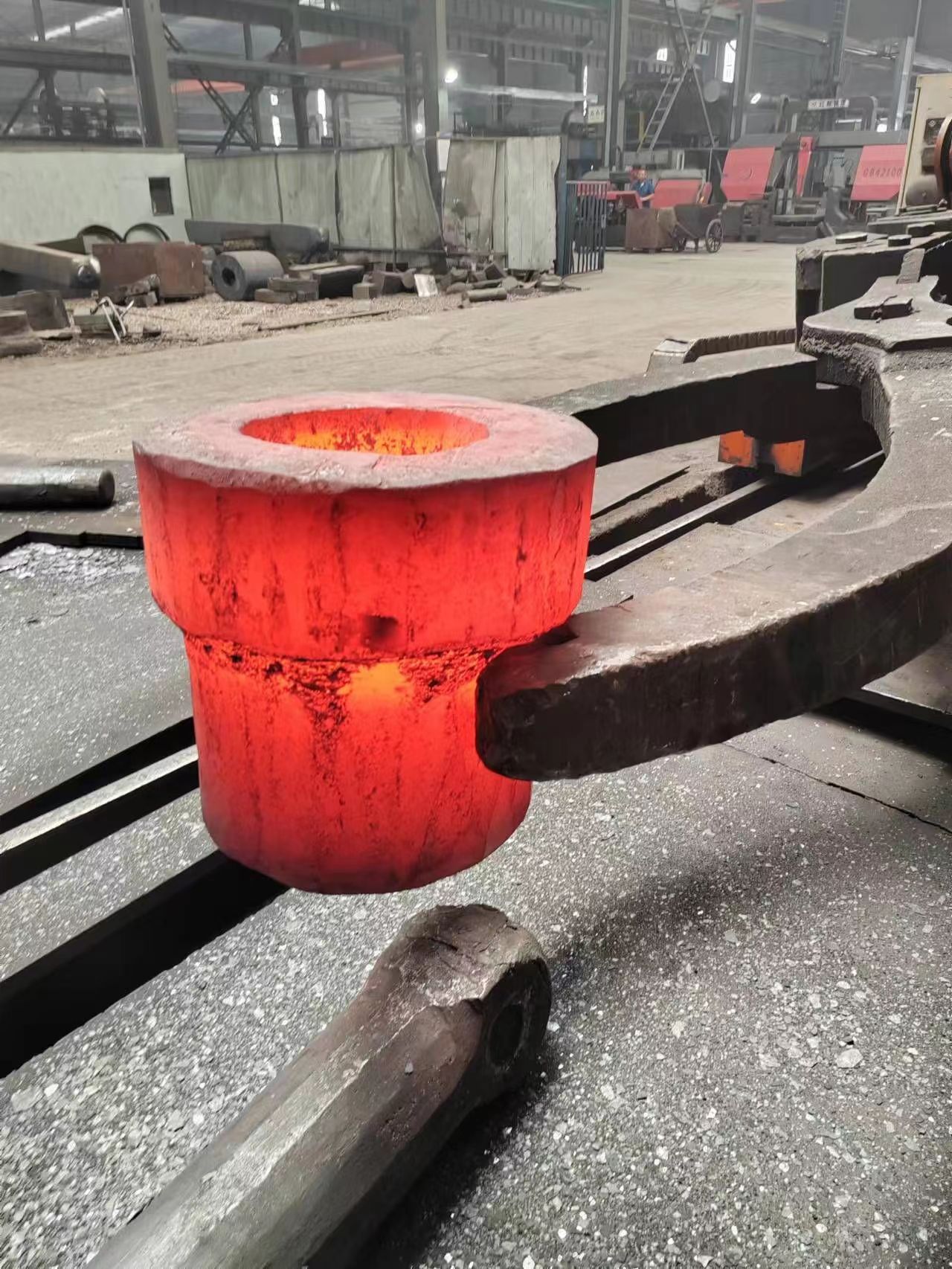 The product characteristics of gear forging are introduced
