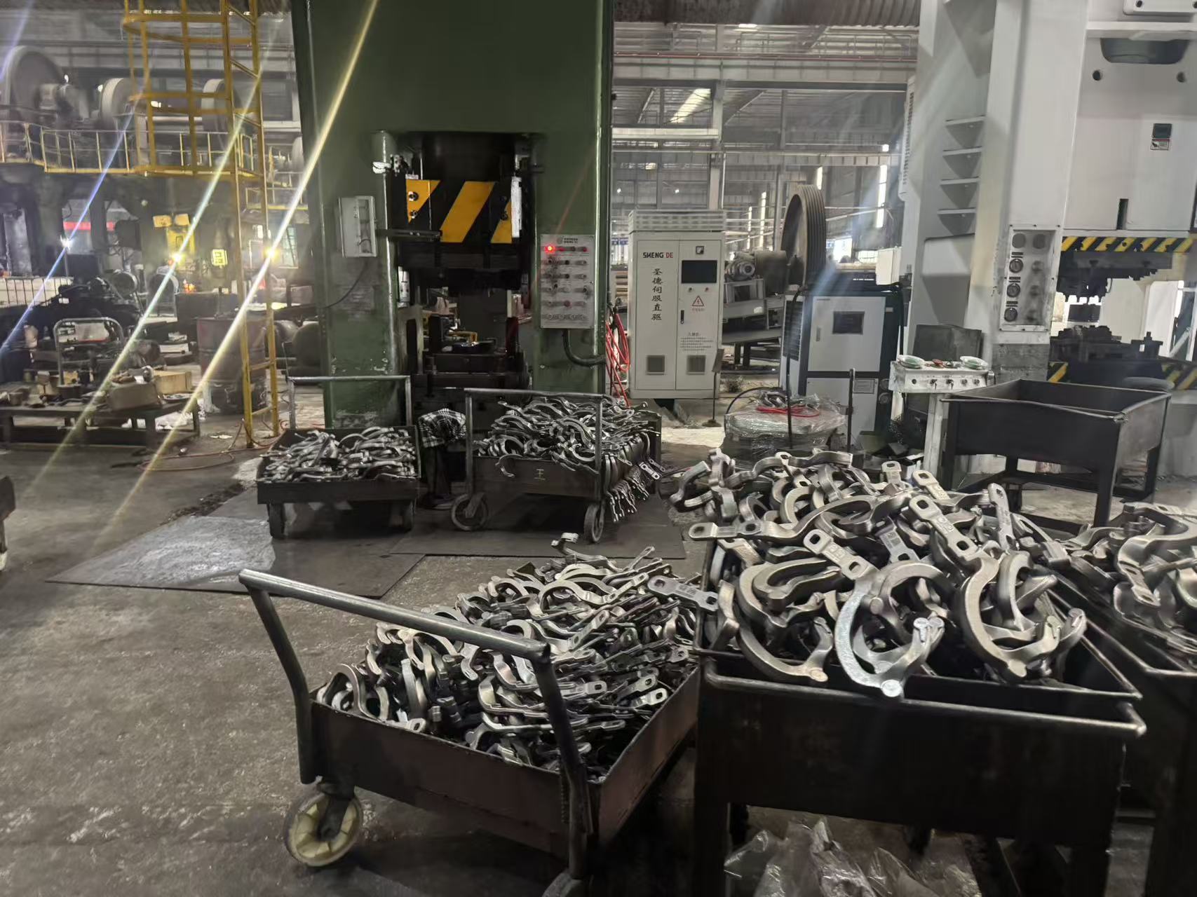 Cr8Mo2SiV steel is used for cold extrusion dies, cold forging dies and deep drawing dies.
